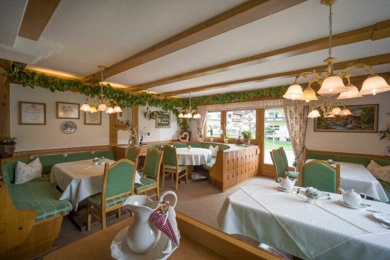 Breakfast room in the guesthouse Wiesenheim Gerlos